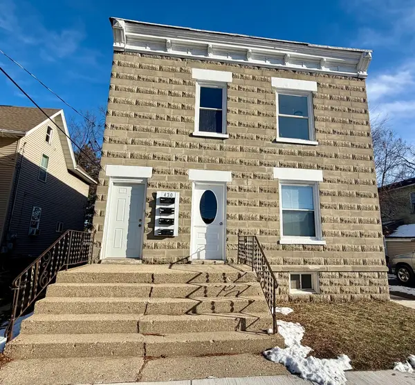 420 8th Street, Rockford, IL 61104