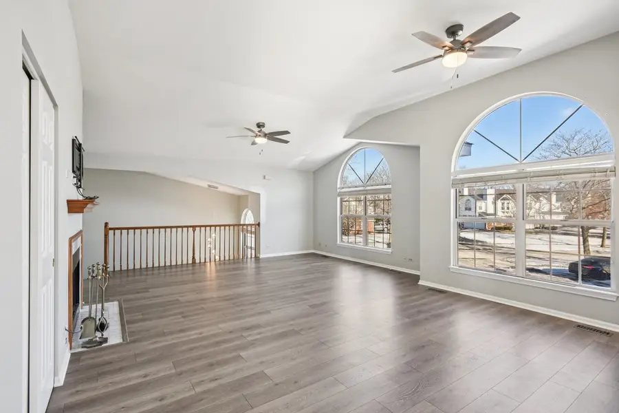 615 Grosse Pointe Circle #12-7, Vernon Hills, IL 60061 - Image #3