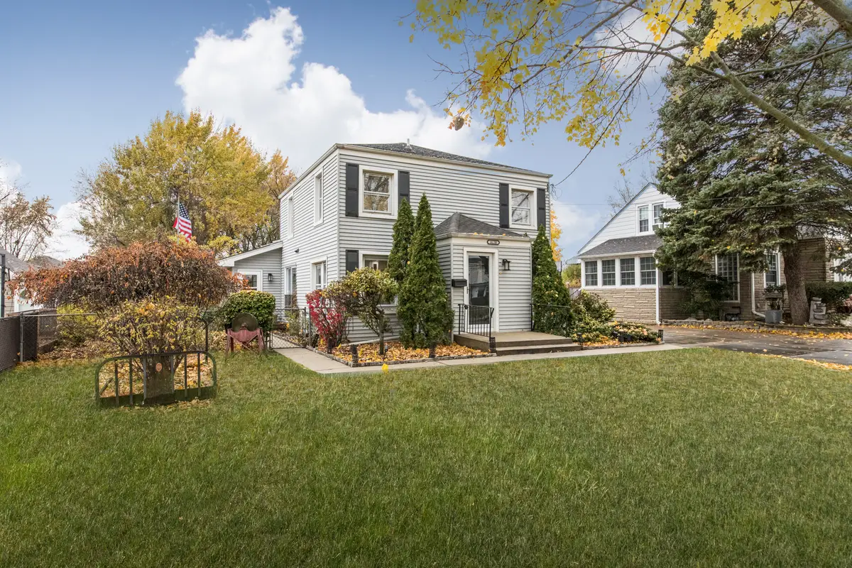 8120 N Washington Street, Niles, IL 60714 - Image #1