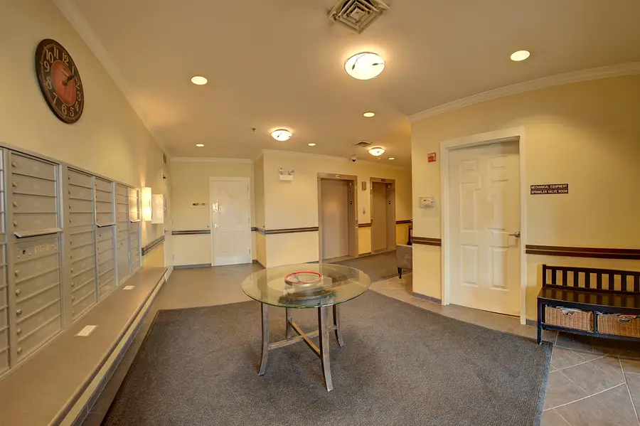 9530 Cook Avenue #414, Oak Lawn, IL 60453 - Image #3