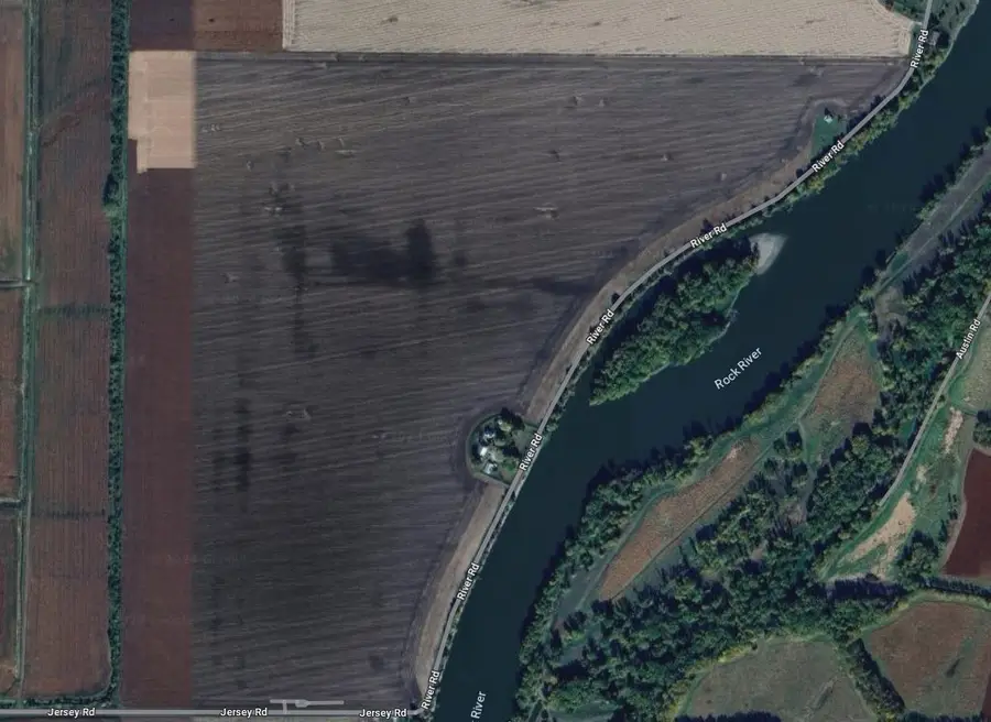 Address Withheld By Seller, Erie, IL 61250 - Image #3