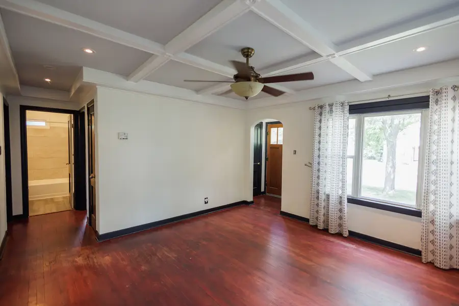 957 S 7th Avenue, Kankakee, IL 60901 - Image #3