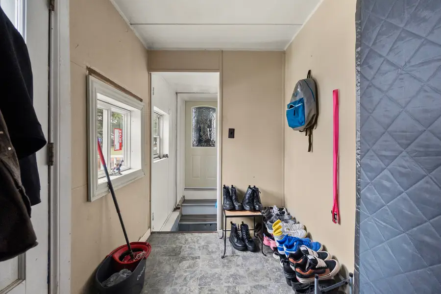 915 Dawes Avenue, Joliet, IL 60435 - Image #2