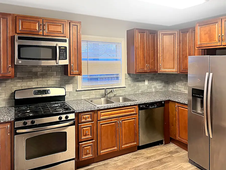 28 W 35th Place, Steger, IL 60475 - Image #2