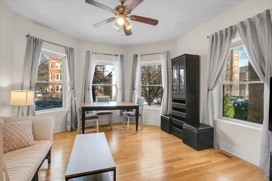 1647 W Sherwin Avenue #1, Chicago, IL 60626 - Image #3