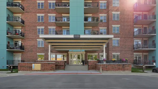 9355 Irving Park Road #522, Schiller Park, IL 60176