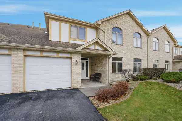 6431 Pine Cone Drive #2, Tinley Park, IL 60477