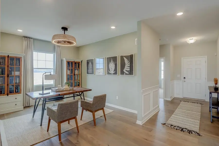 548 Endicott Road, South Elgin, IL 60177 - Image #2