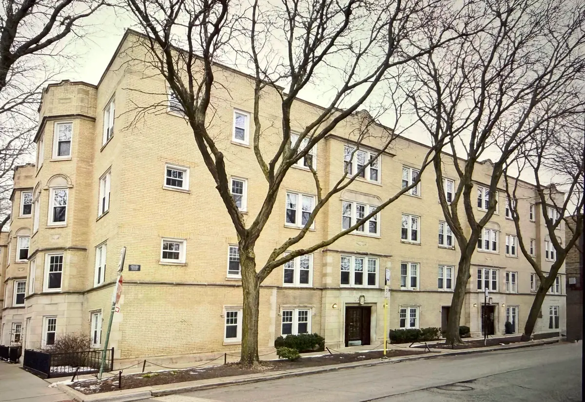 5953 N Greenview Avenue #1, Chicago, IL 60660 - Image #1