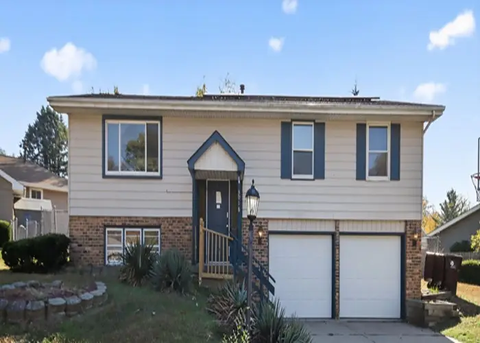 3018 W Wardcliffe Drive, Peoria, IL 61604 - #2