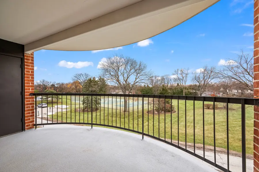 1415 E Central Road #306A, Arlington Heights, IL 60005 - #2