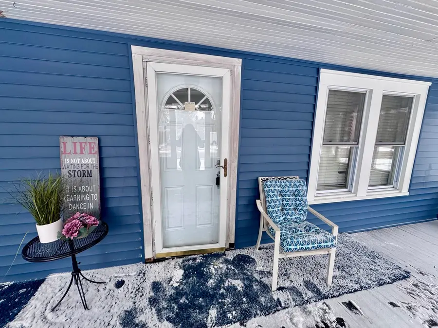 807 Spruce Street, Aurora, IL 60506 - Image #2