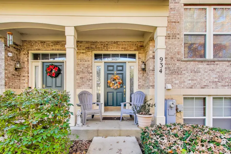 934 Tuscany Drive, Streamwood, IL 60107 - Image #3