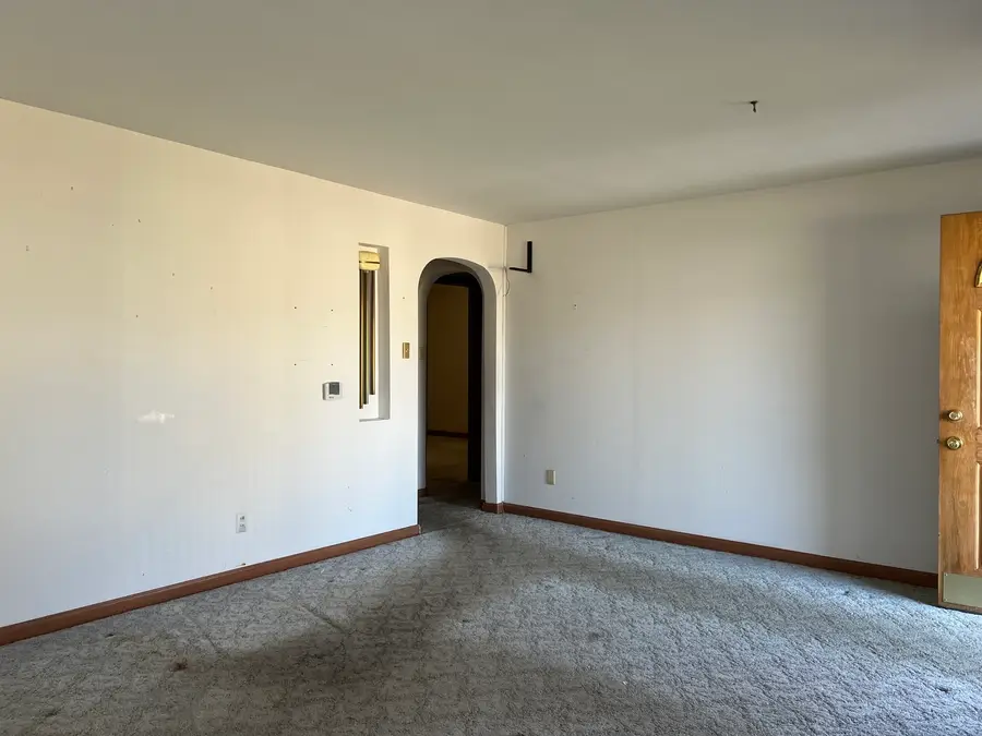 681 S Tanner Avenue, Kankakee, IL 60901 - #3