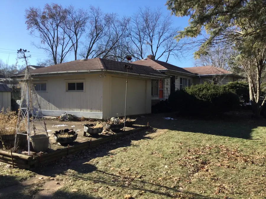 251 E Le Moyne Avenue, Lombard, IL 60148 - Image #2