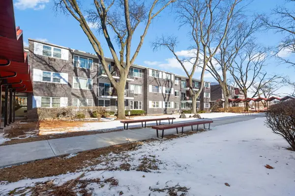 8712 Skokie Boulevard #3L, Skokie, IL 60076