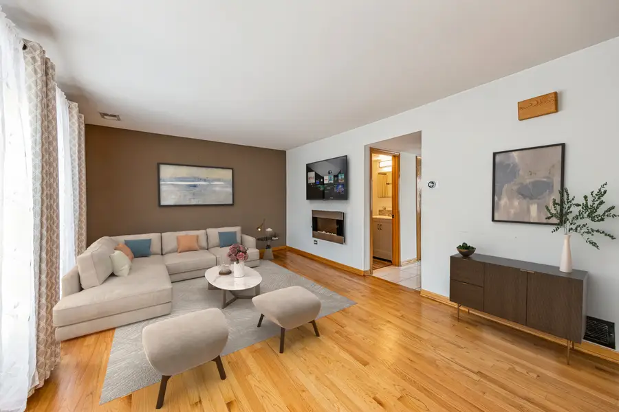 6114 W 55th Street, Chicago, IL 60638 - Image #2