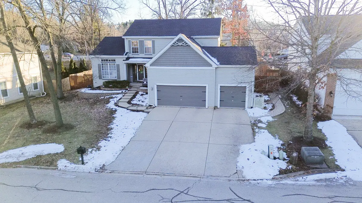 33 Foxglove Court, Streamwood, IL 60107 - Image #1