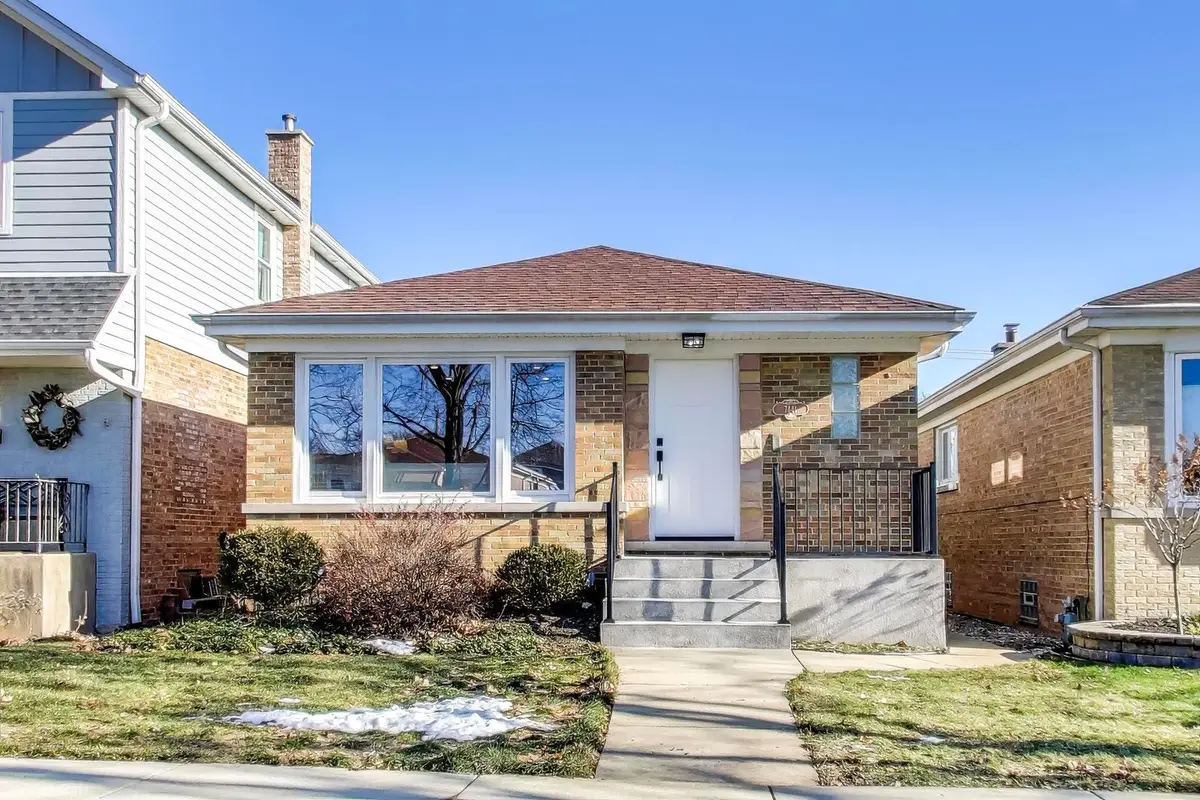 7441 N Oriole Avenue, Chicago, IL 60631 - Image #1