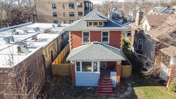 841 S Taylor Avenue, Oak Park, IL 60304