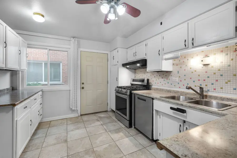 215 Dodge Avenue #C, Evanston, IL 60202 - Image #3