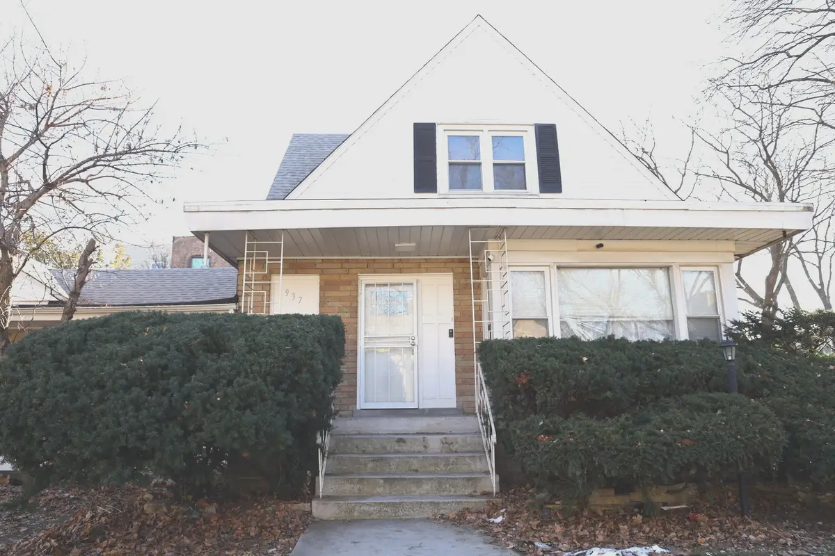 937 E 84th Place, Chicago, IL 60619 - #1