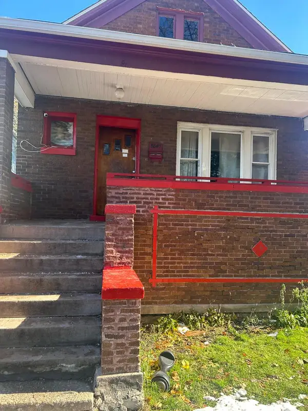 8647 S Saginaw Avenue, Chicago, IL 60617