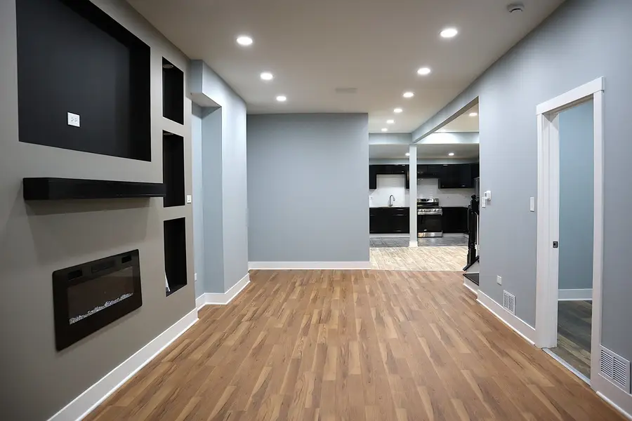 9138 S Essex Avenue, Chicago, IL 60617 - #3