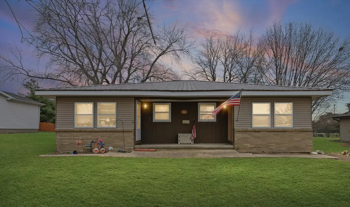 618 Meadow Lane Street, Leroy, IL 61752 - Image #1