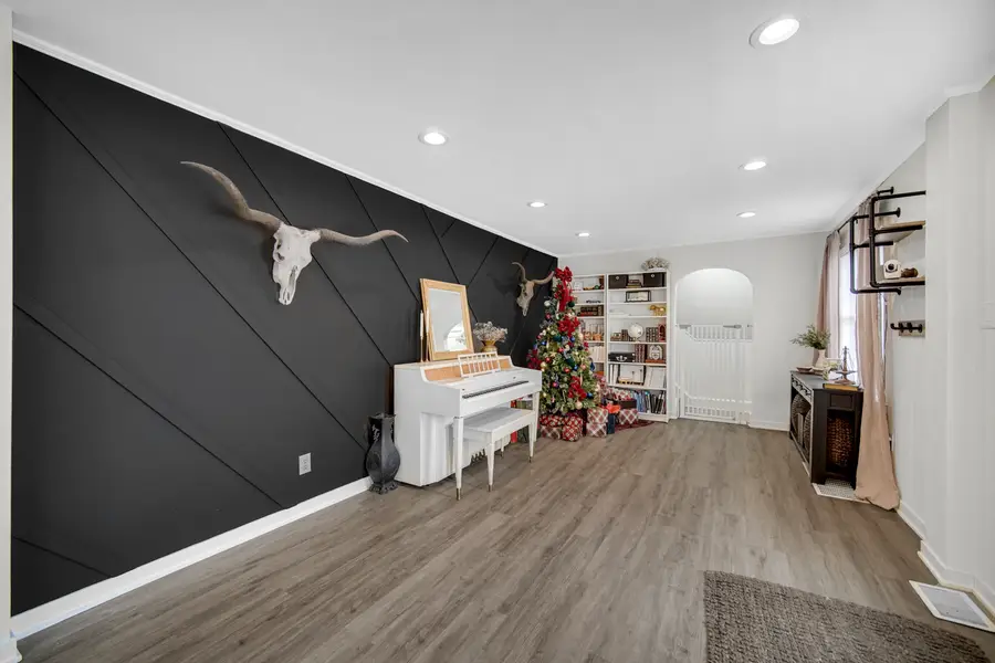 523 N Cedar Road, New Lenox, IL 60451 - Image #3