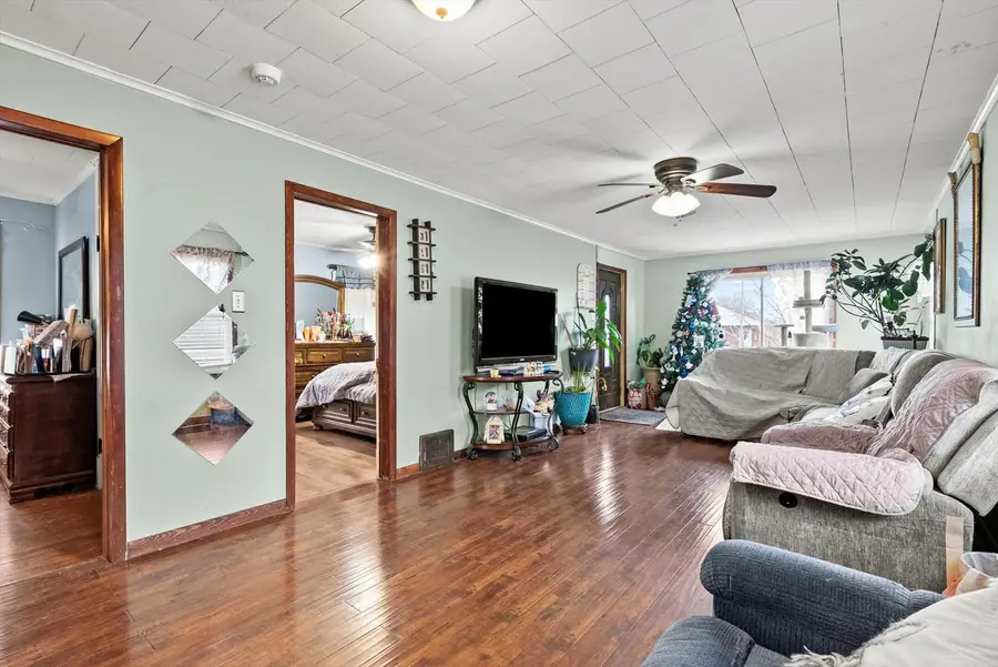 3924 East Avenue, Stickney, IL 60402 - #3