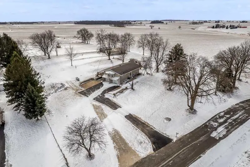 8611 Huber Road, Belvidere, IL 61008 - Image #2