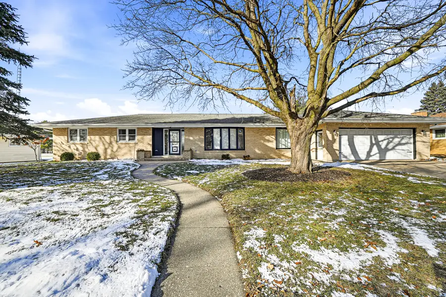 126 Shirley Avenue, Rochelle, IL 61068 - Image #2