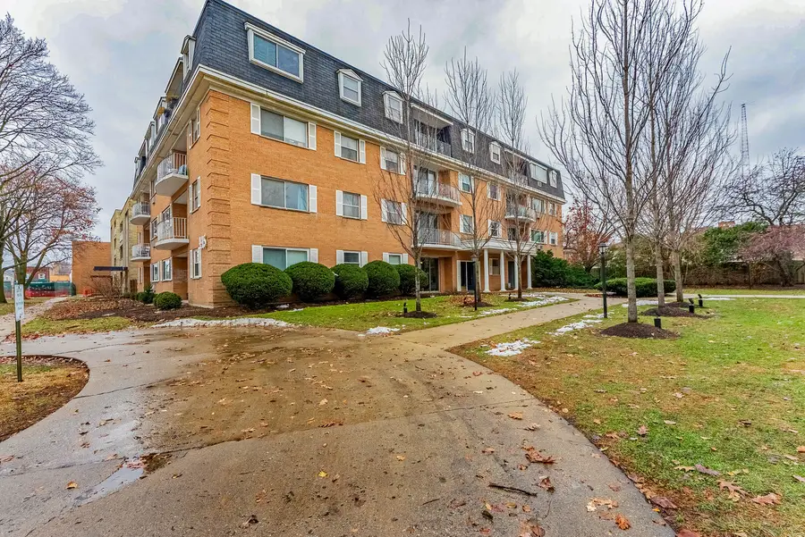 415 Wesley Avenue #24, Oak Park, IL 60302 - #2