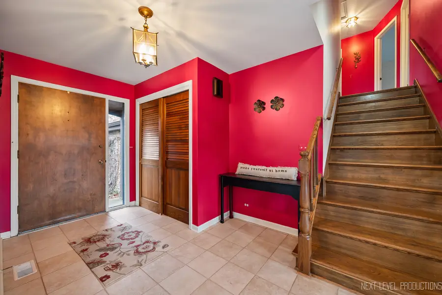 2757 Karen Lane, Glenview, IL 60025 - Image #2