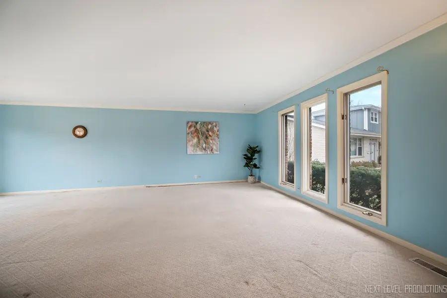 2757 Karen Lane, Glenview, IL 60025 - Image #3