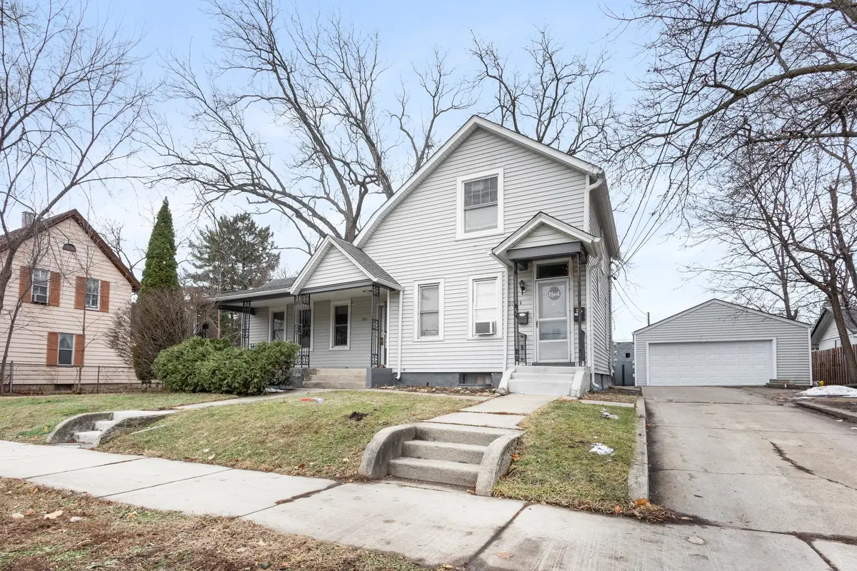 208 Moseley Street, Elgin, IL 60123 - Image #1