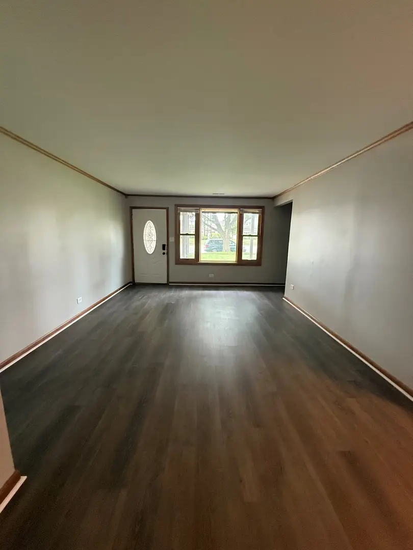 674 E Algonquin Road, Des Plaines, IL 60016 - #3