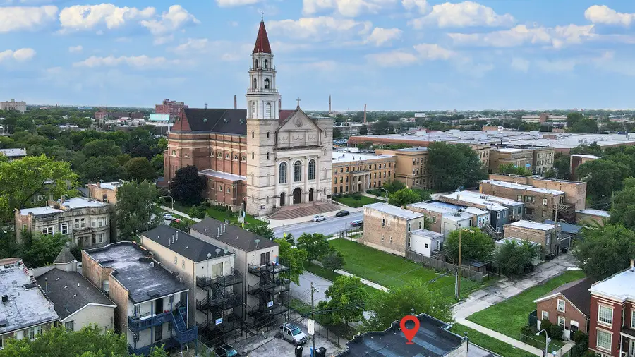 209 S Albany Avenue, Chicago, IL 60612 - Image #2