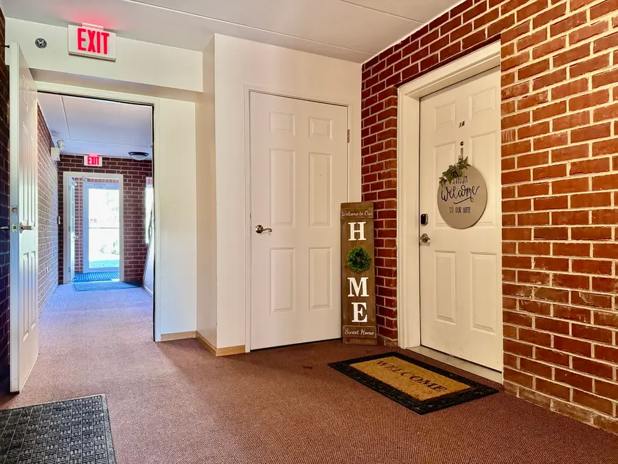 6950 Heritage Circle #1A, Orland Park, IL 60462 - Image #3