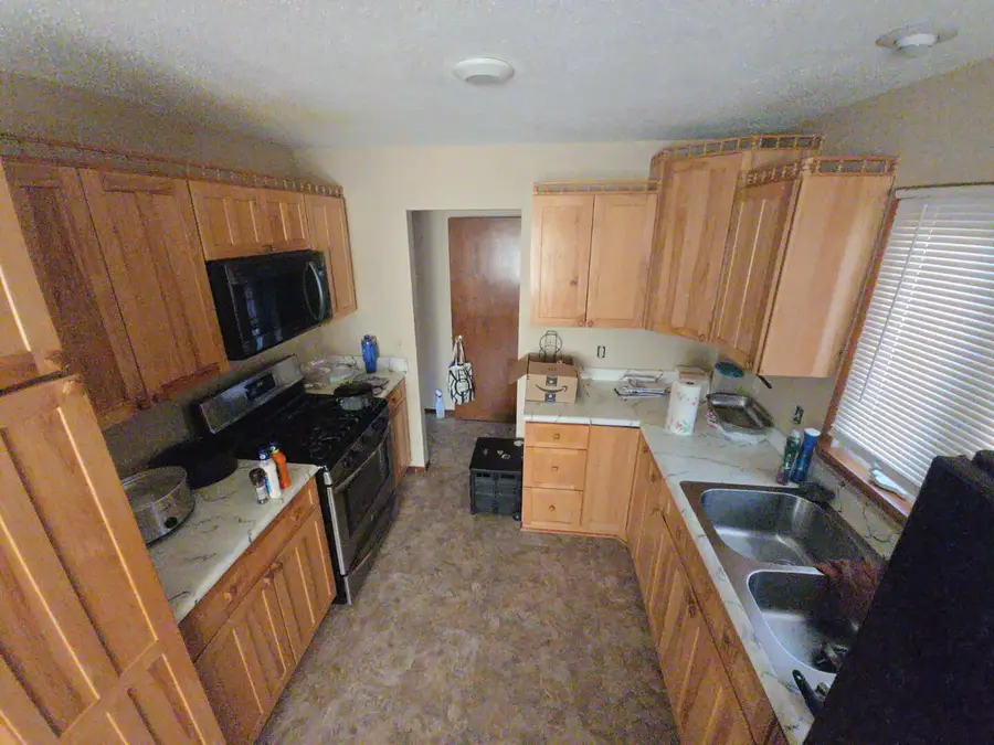 8129 9th Street W, Rock Island, IL 61201 - Image #3