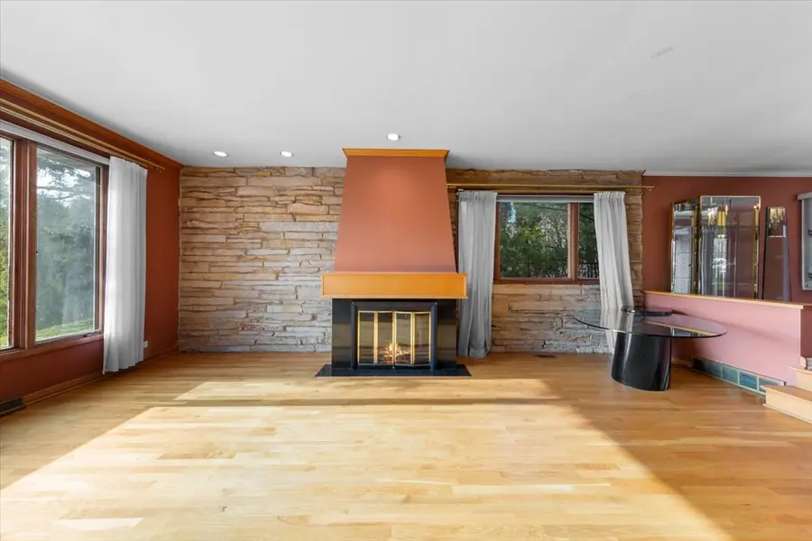 Address Withheld By Seller, Northbrook, IL 60062 - Image #3