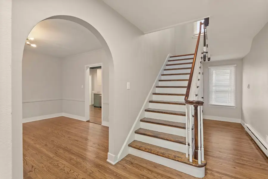 412 W 9th Street, Sterling, IL 61081 - #3