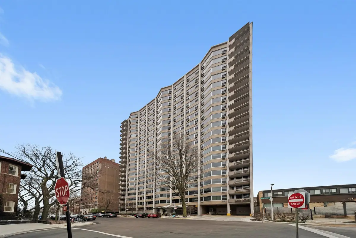 555 W Cornelia Avenue #1401, Chicago, IL 60657 - Image #1