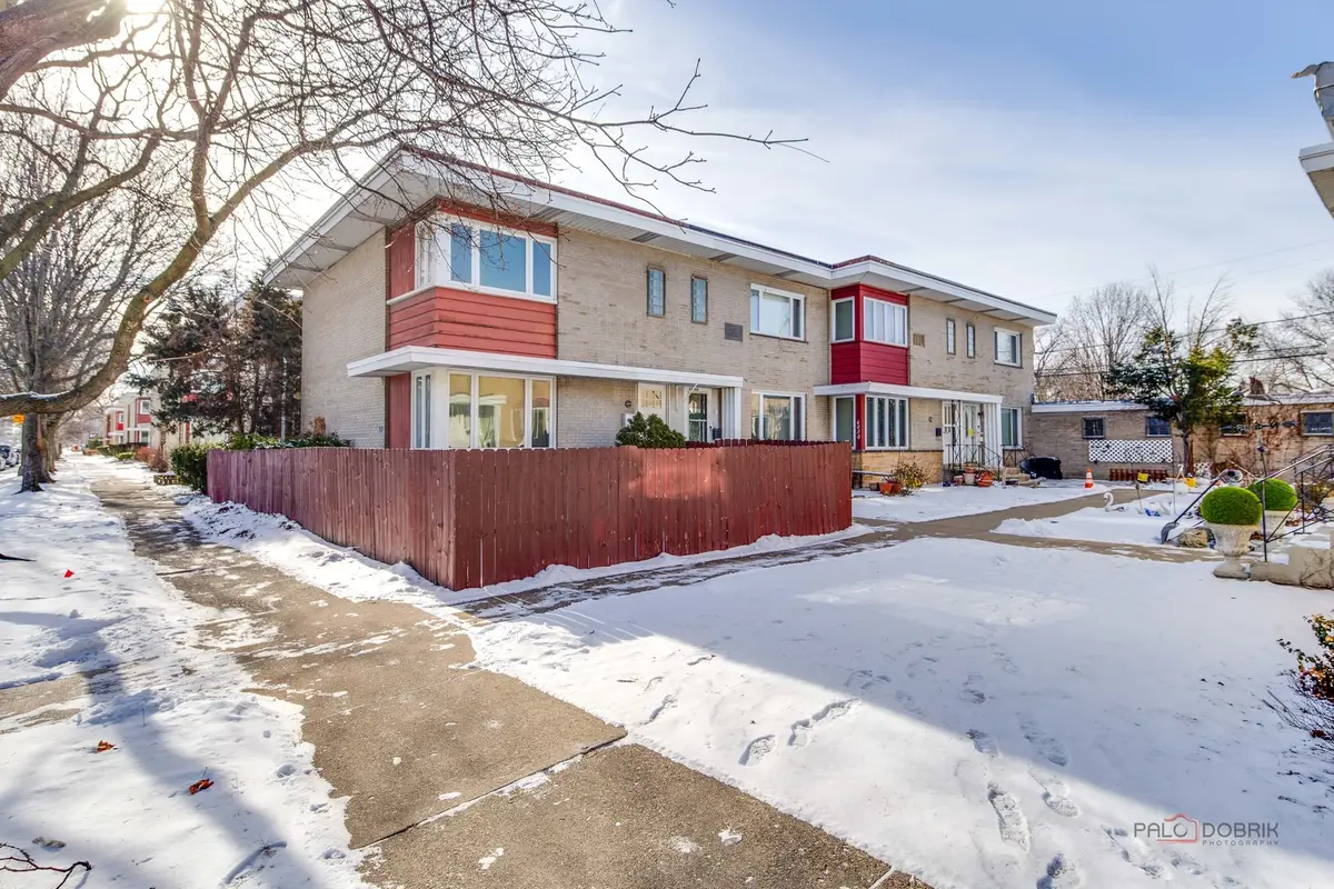 6256 N Cicero Avenue, Chicago, IL 60646 - Image #1