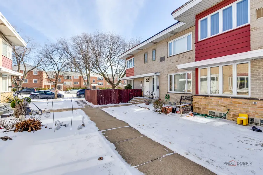6256 N Cicero Avenue, Chicago, IL 60646 - Image #2