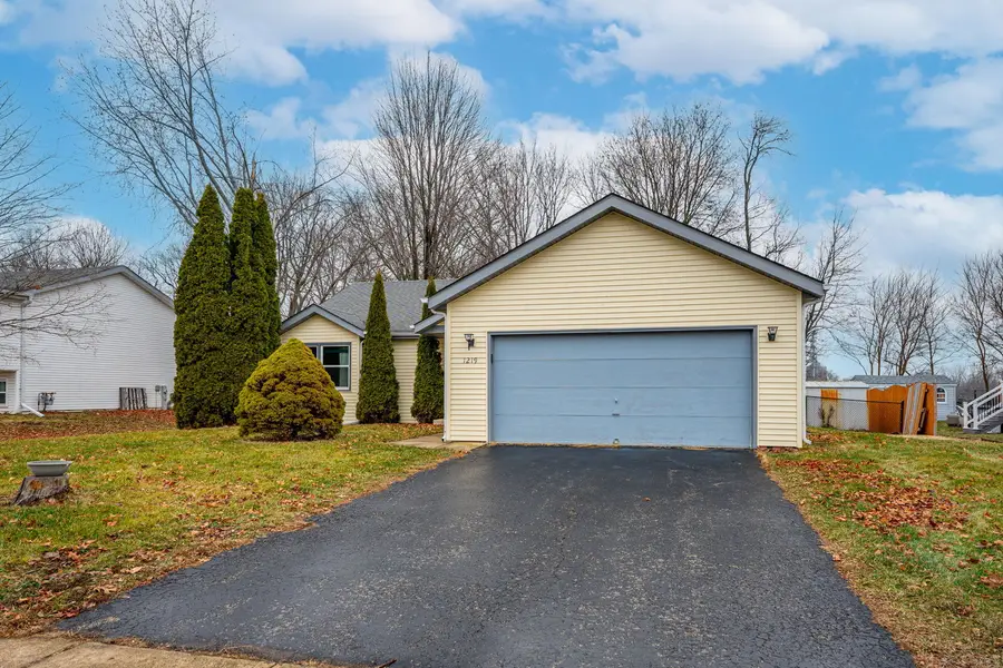 1219 W 6th Street, Belvidere, IL 61008 - Image #2