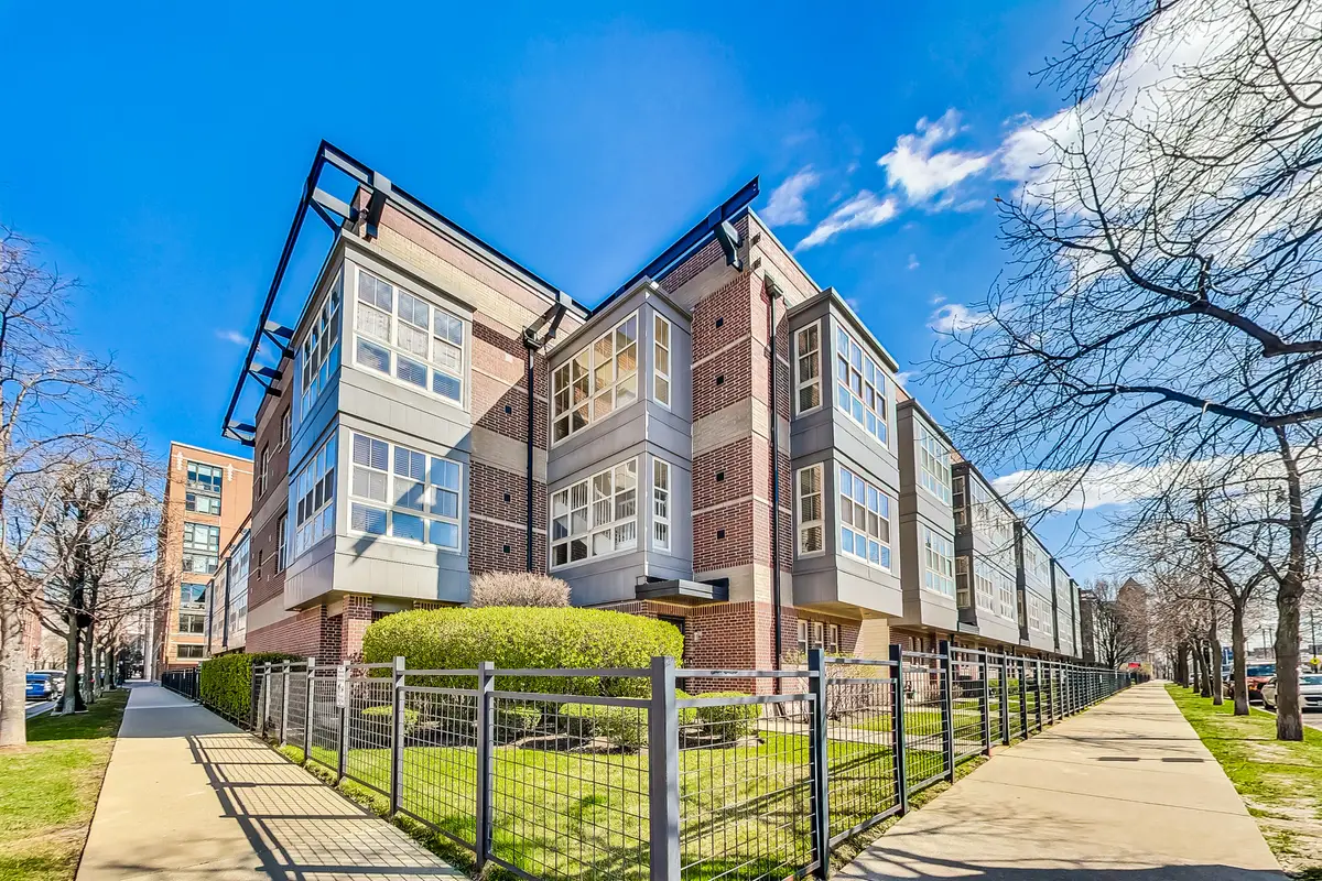 45 E 23rd Street, Chicago, IL 60616 - Image #1