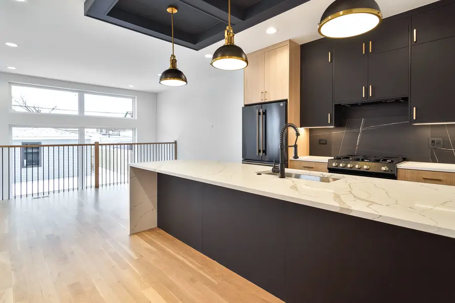 3930 N Nordica Avenue, Chicago, IL 60634 - Image #2