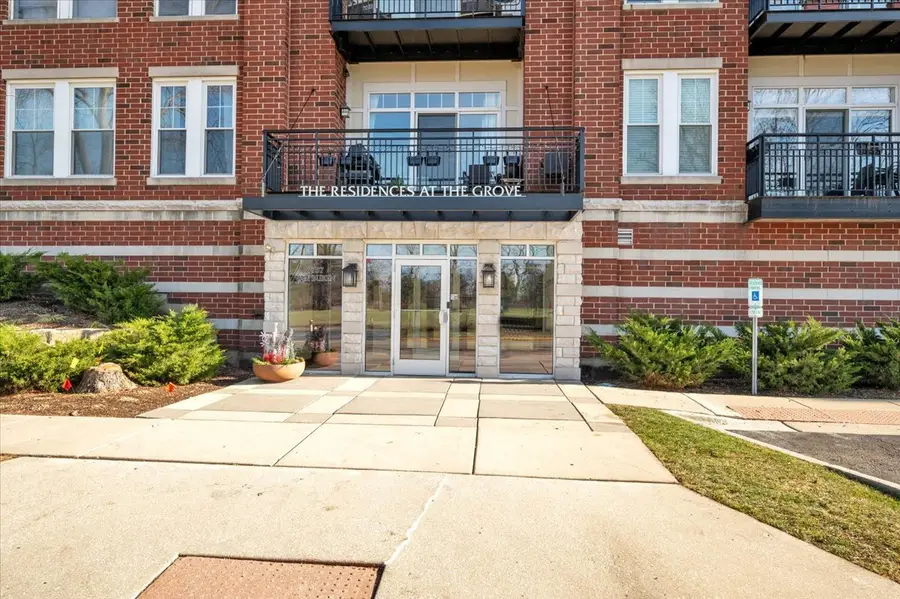 7757 Van Buren Street #204, Forest Park, IL 60130 - Image #2
